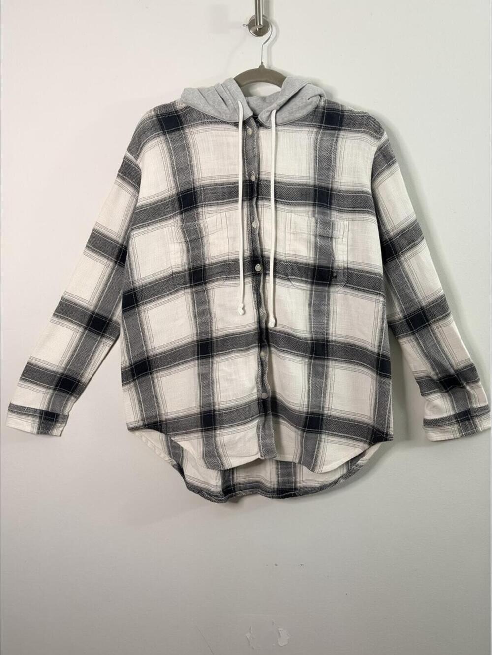 American Eagle Hooded Plaid Flannel Shirt Jacket Women’s Med Black White